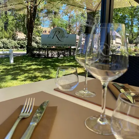 Le Regina Restaurant Hotell 3*