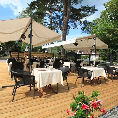 Hotell Le Regina Restaurant 3*